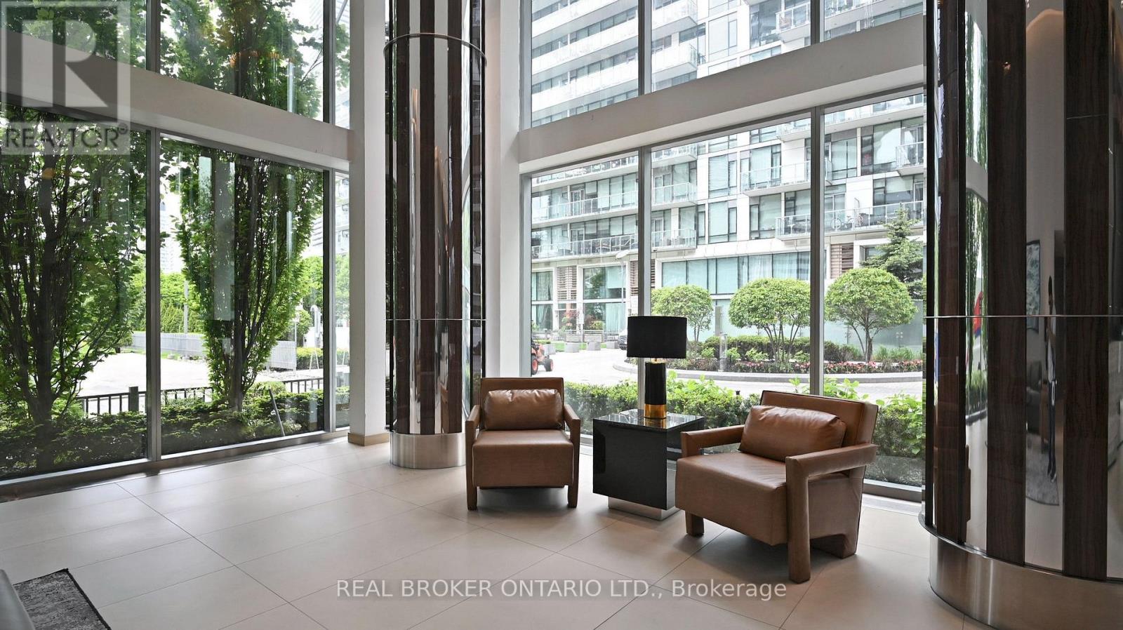 801 - 39 Queens Quay E, Toronto, Ontario  M5E 0A5 - Photo 9 - C12821888