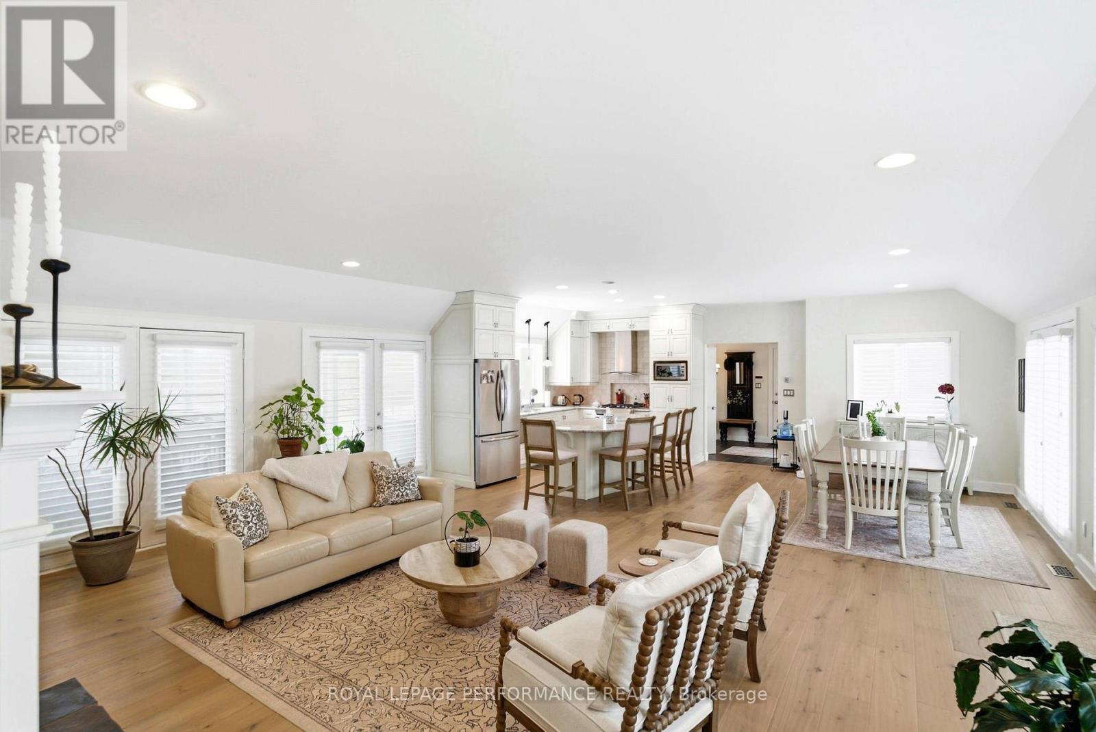 18537 Stonehouse Point Road, South Glengarry, Ontario  K6H 5R5 - Photo 16 - X12821848