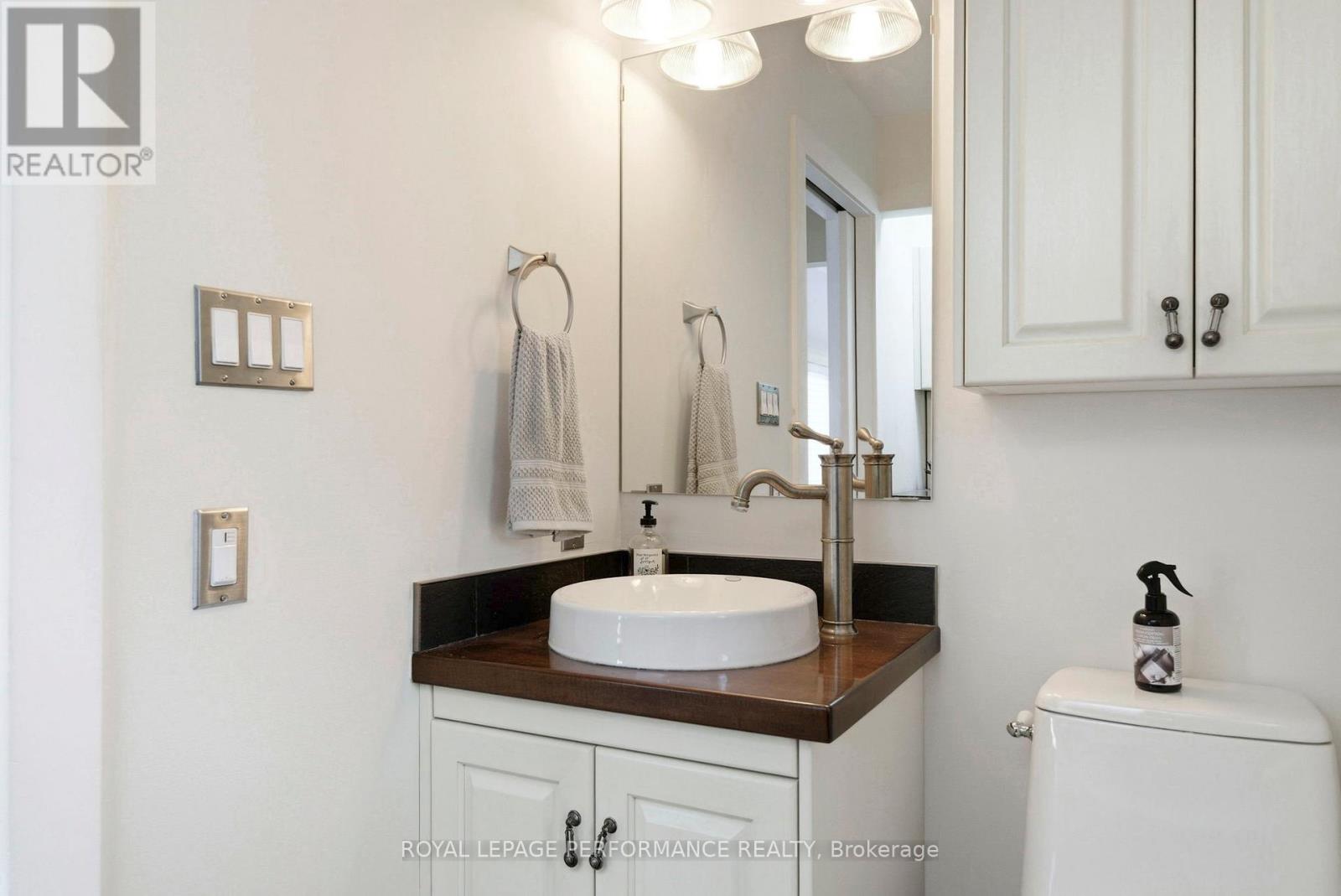 18537 Stonehouse Point Road, South Glengarry, Ontario  K6H 5R5 - Photo 29 - X12821848