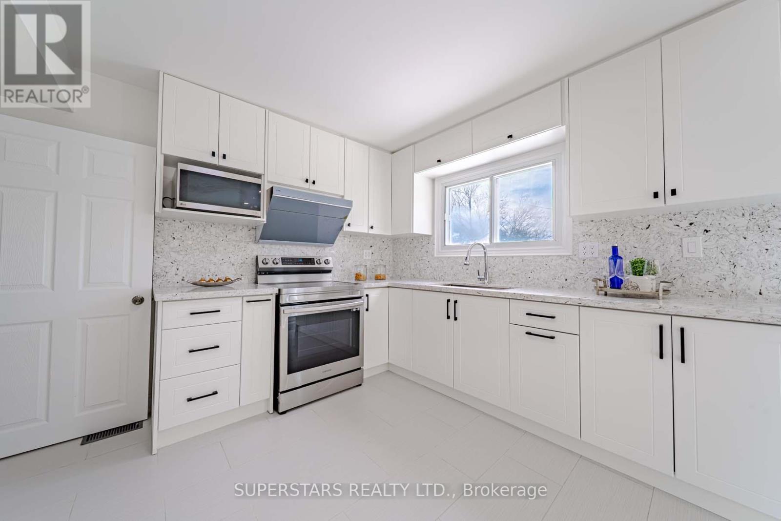 117 Orchard View Boulevard, Oshawa, Ontario  L1G 3N8 - Photo 1 - E12821818