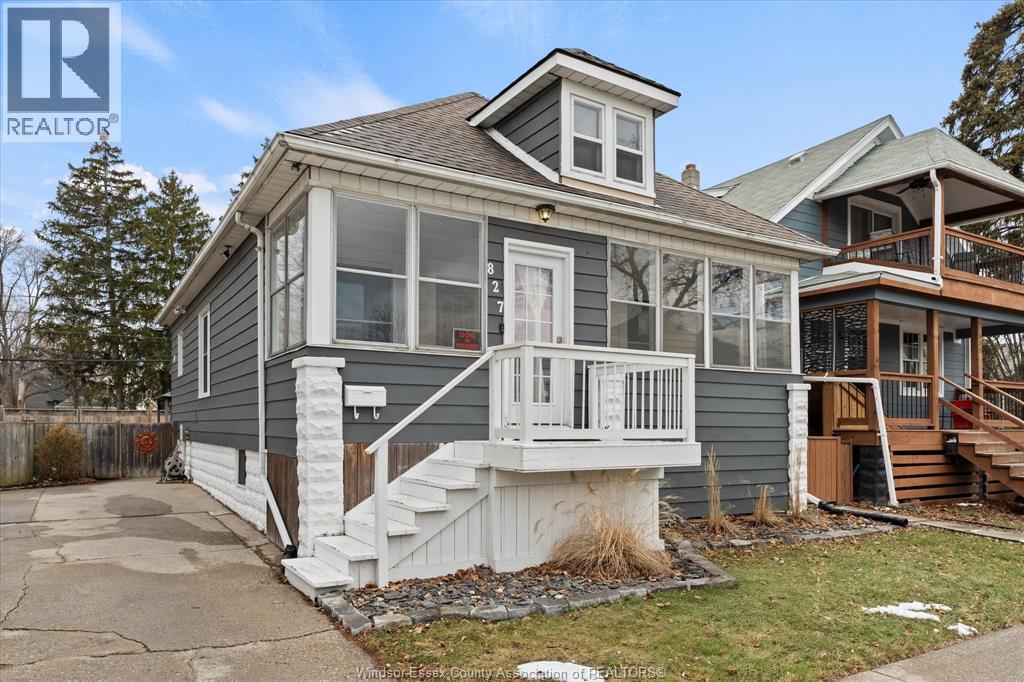 MLS# 26004029: 827 Ellrose AVENUE, Windsor, Canada
