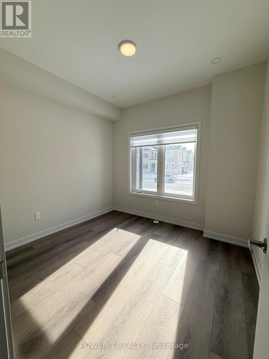 11 Victor Metcaf Lane, Richmond Hill, Ontario  L4B 0J7 - Photo 2 - N12821810