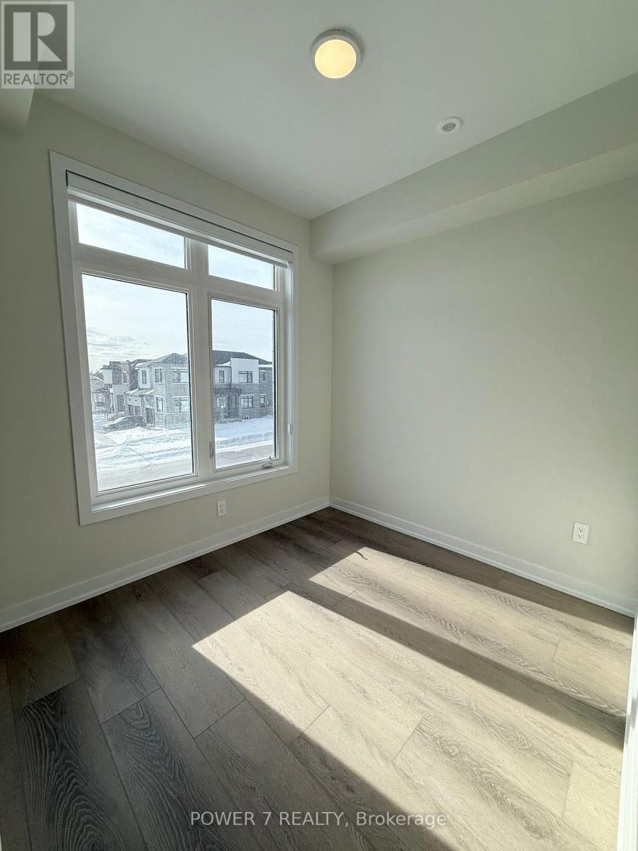 11 Victor Metcaf Lane, Richmond Hill, Ontario  L4B 0J7 - Photo 8 - N12821810