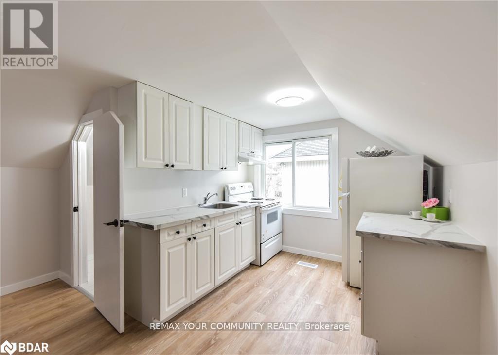 17 Champlain Street, Orillia, Ontario  L3V 2G6 - Photo 27 - S12821878