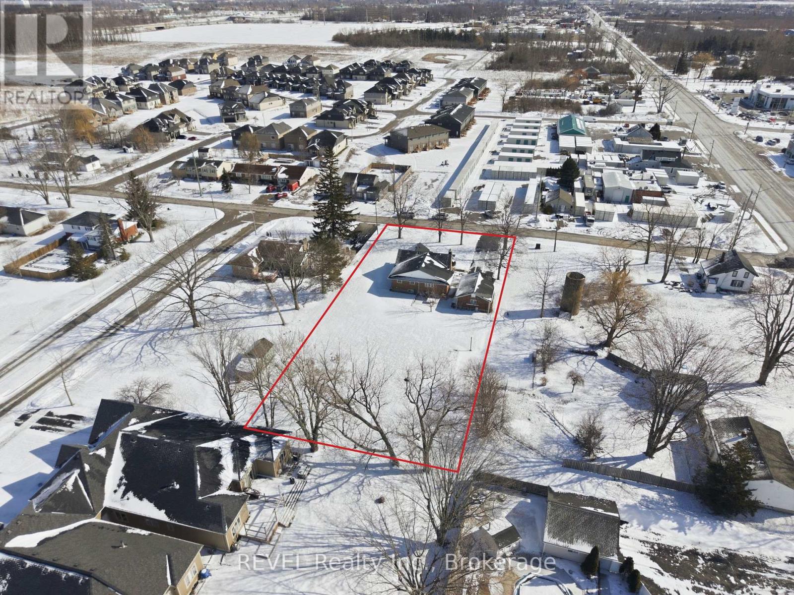 1085 Spears Road, Fort Erie, Ontario  L2A 4N2 - Photo 6 - X12819376