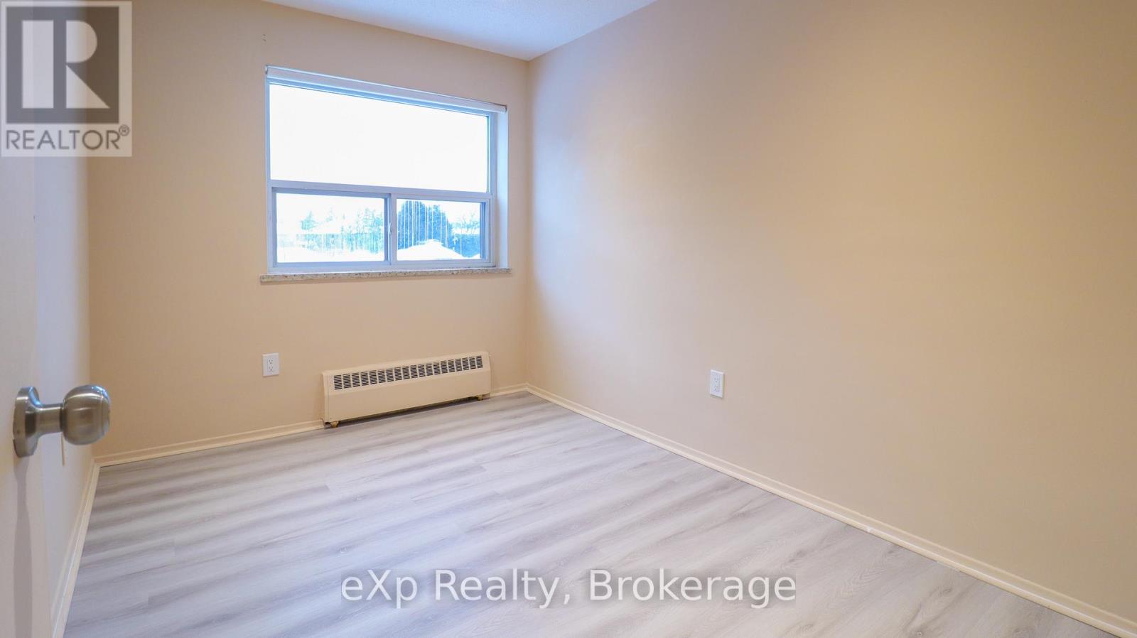 205 - 84 Second Street, Orangeville, Ontario  L9W 2C3 - Photo 10 - W12818892