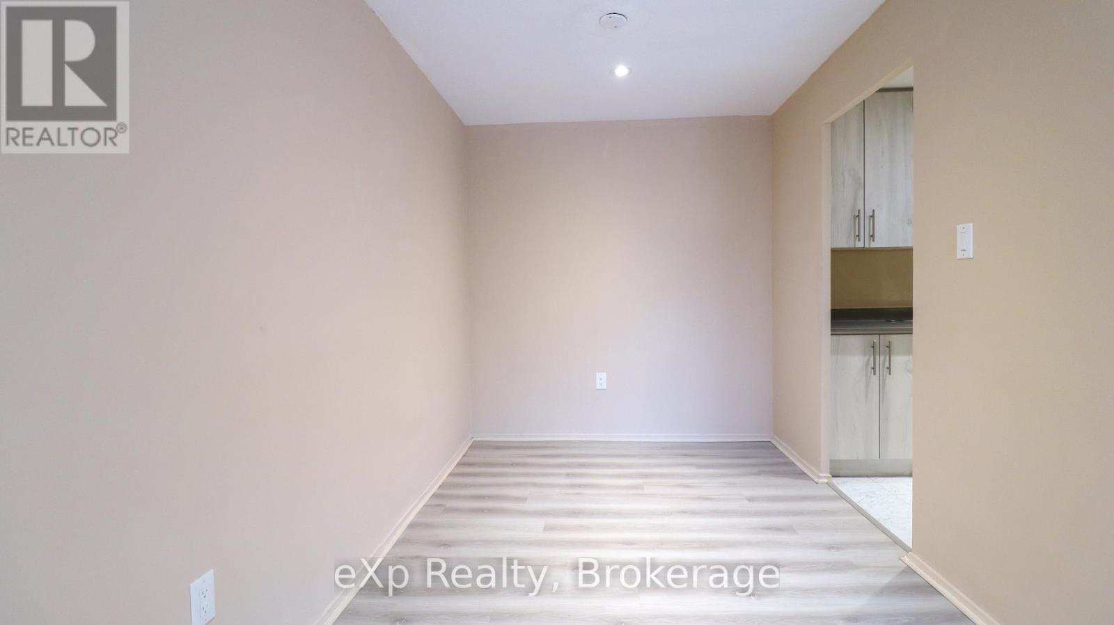 205 - 84 Second Street, Orangeville, Ontario  L9W 2C3 - Photo 14 - W12818892