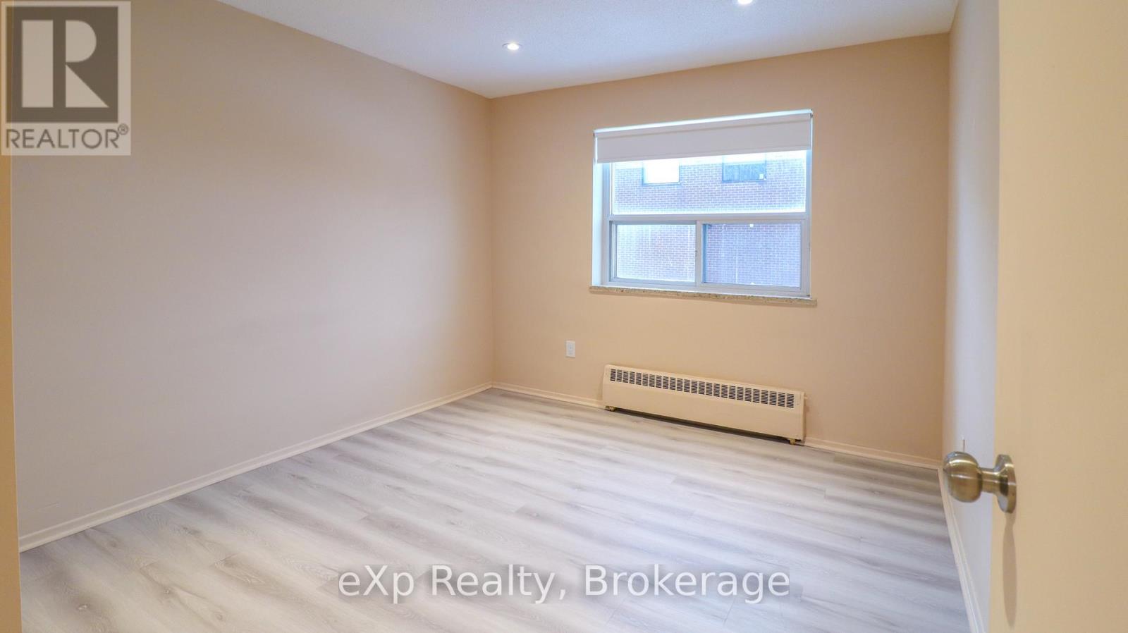 205 - 84 Second Street, Orangeville, Ontario  L9W 2C3 - Photo 7 - W12818892