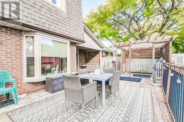 2557 Brasilia Circle, Mississauga, Ontario  L5N 2E9 - Photo 30 - W12821784