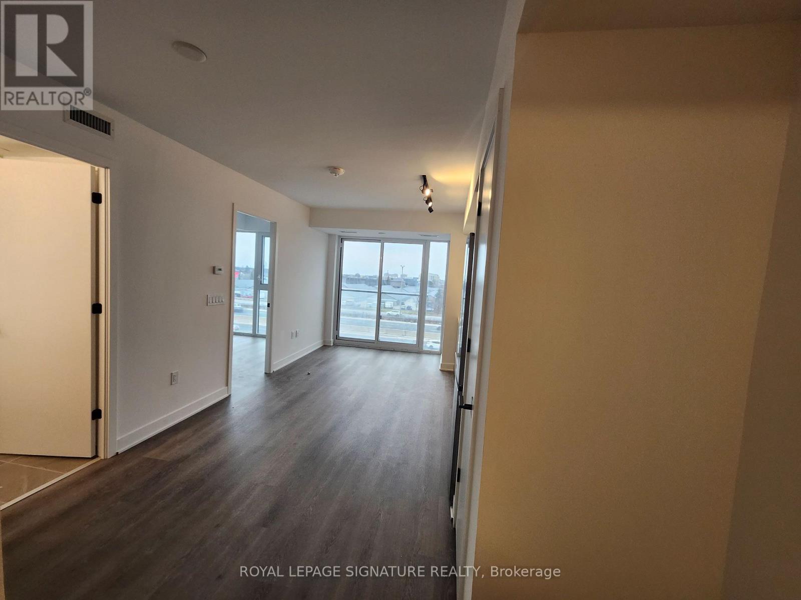 All Inclusive 429 - 36 Zorra Street, Toronto, Ontario  M8Z 0G5 - Photo 3 - W12821788