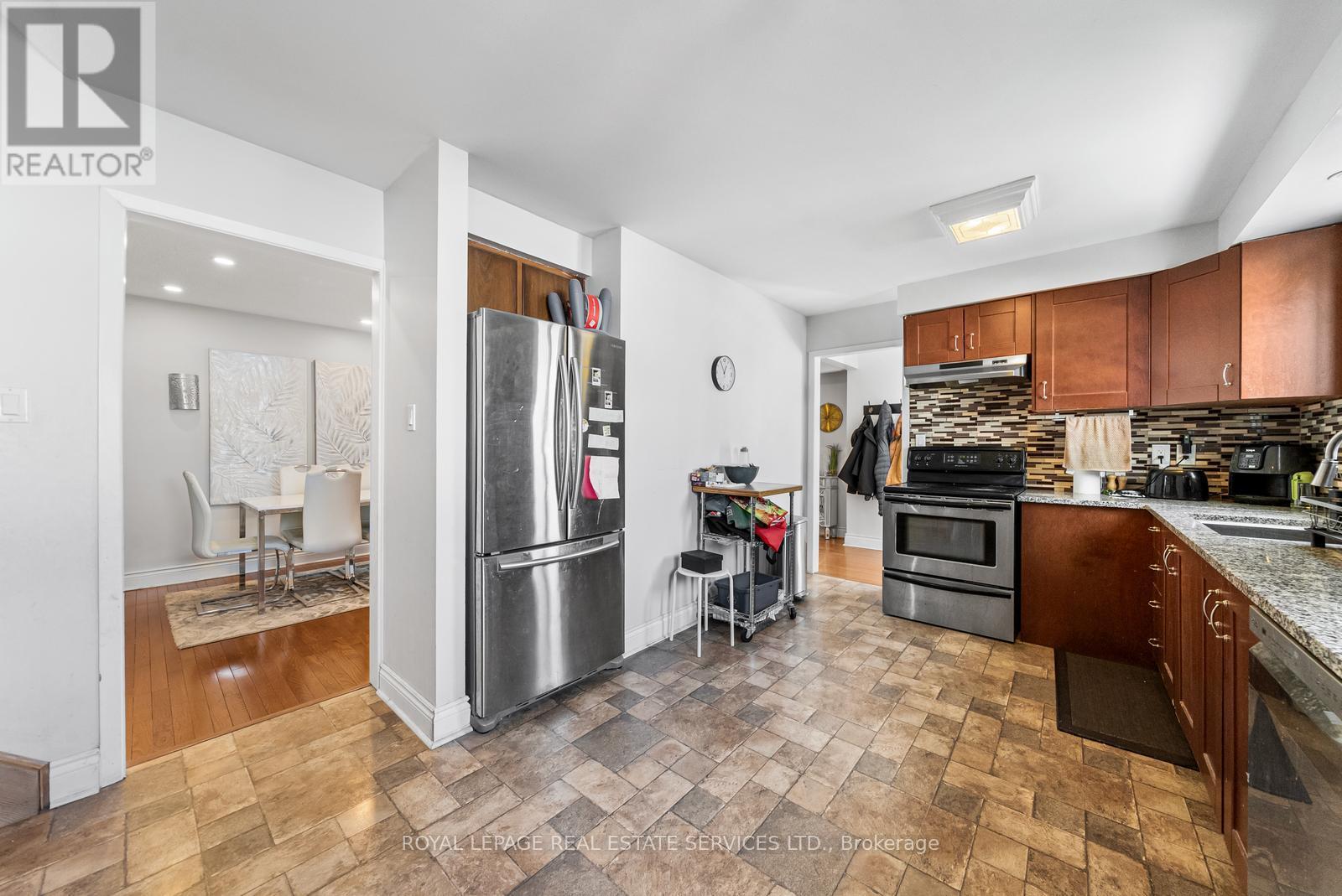 7121 Tamar Road, Mississauga, Ontario  L5N 1Y7 - Photo 10 - W12821800