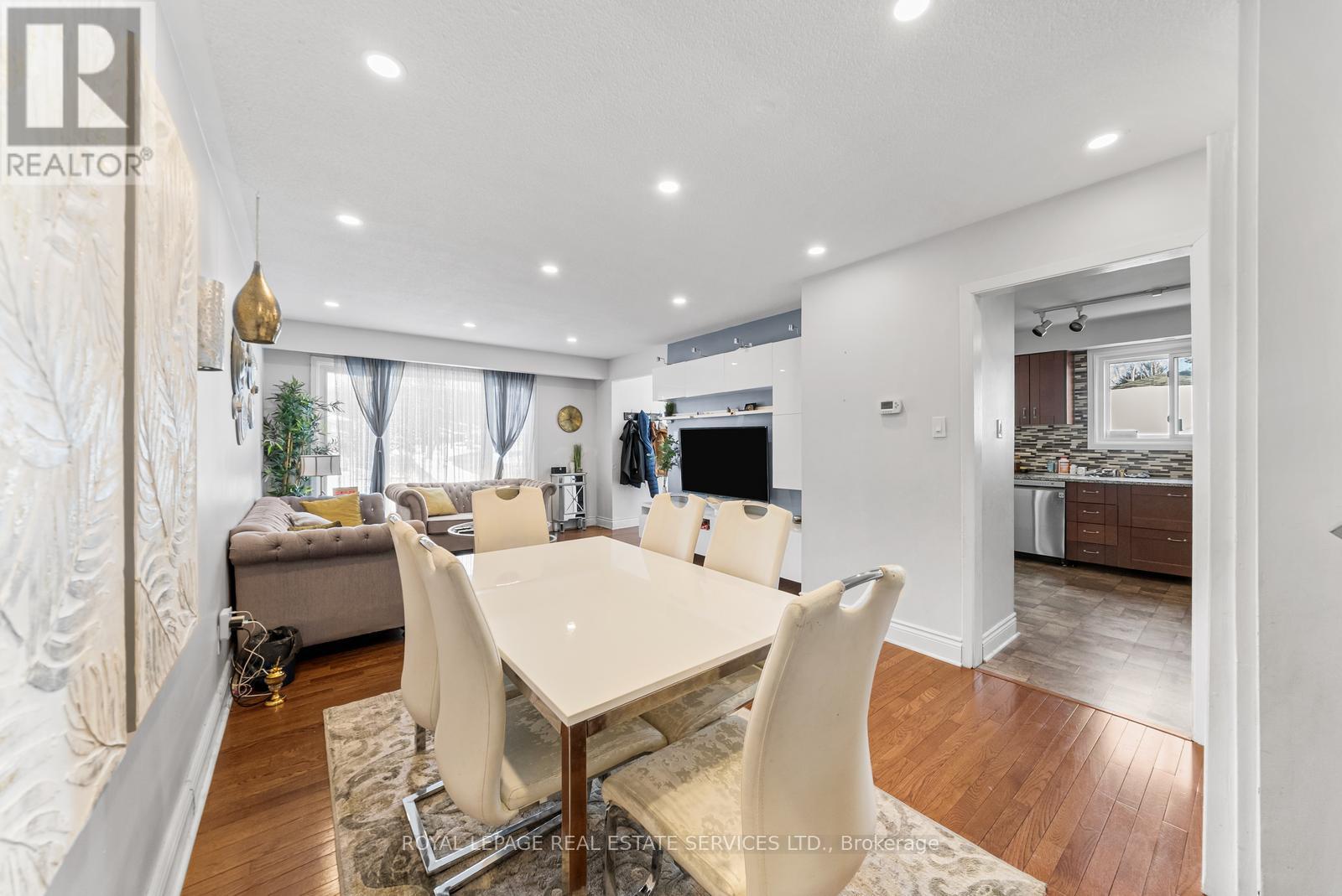 7121 Tamar Road, Mississauga, Ontario  L5N 1Y7 - Photo 7 - W12821800