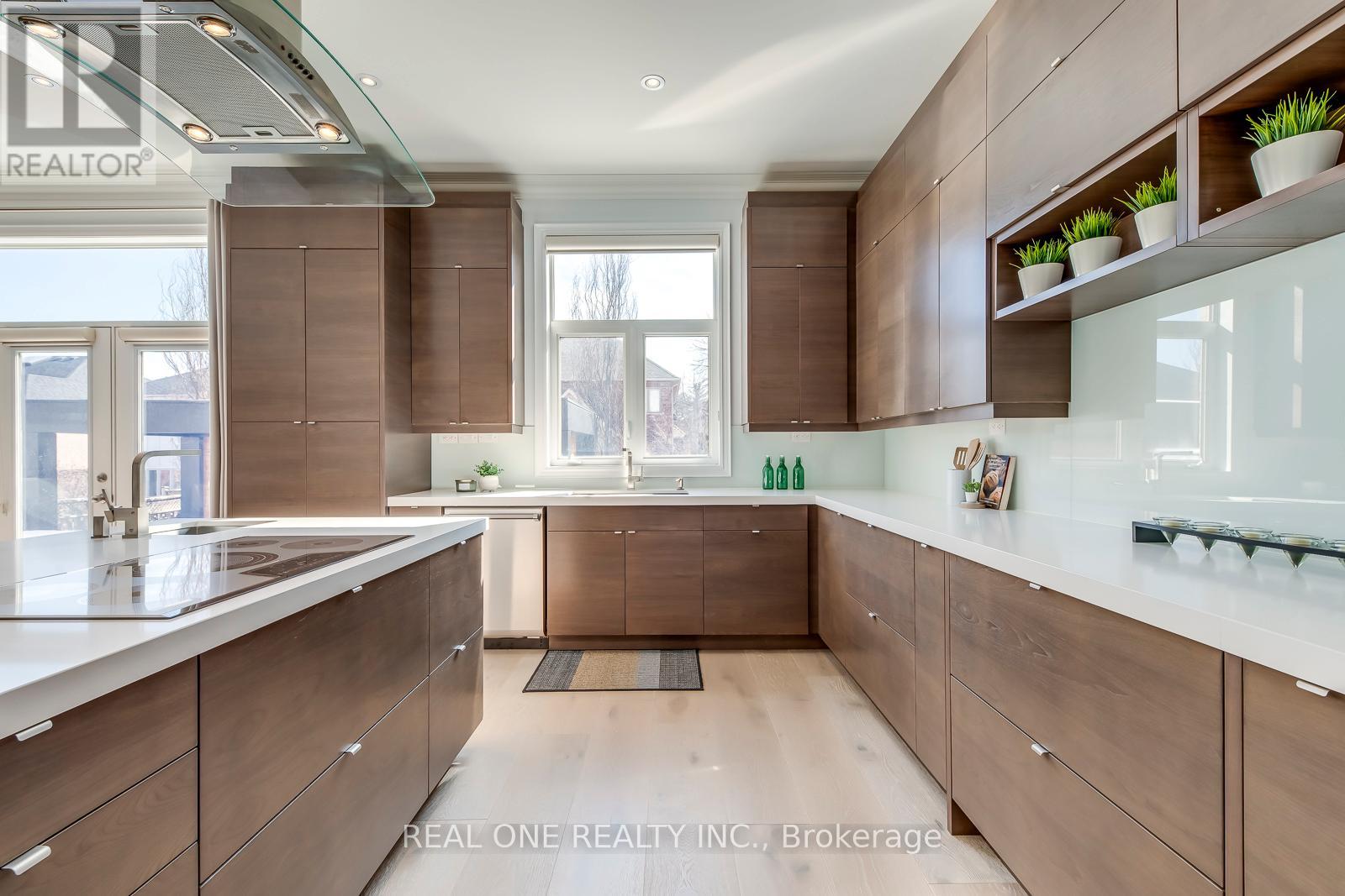 1384 Pinery Crescent, Oakville (Jc Joshua Creek), Ontario  L6H 7J7 - Photo 18 - W12821838