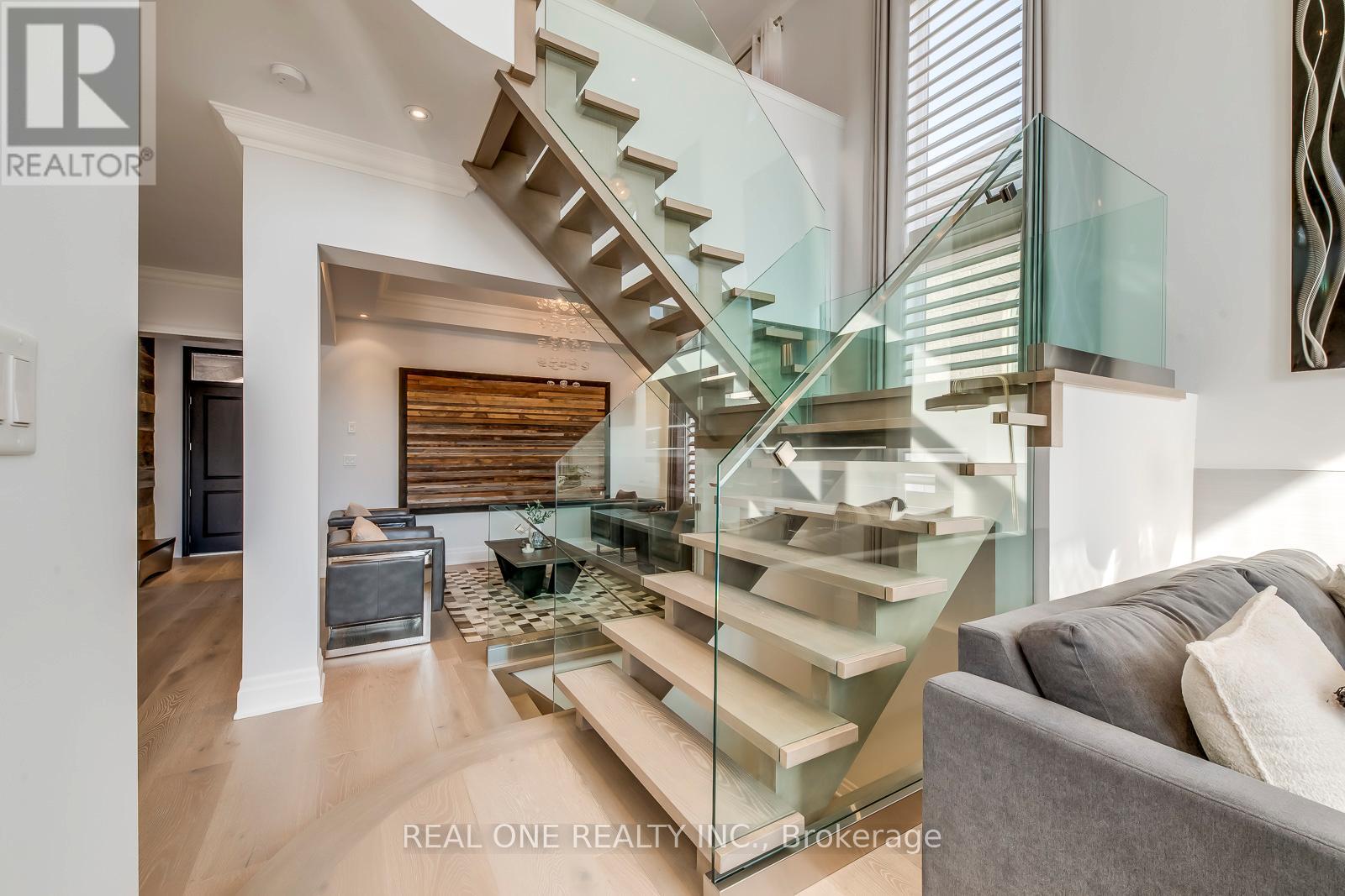 1384 Pinery Crescent, Oakville (Jc Joshua Creek), Ontario  L6H 7J7 - Photo 22 - W12821838