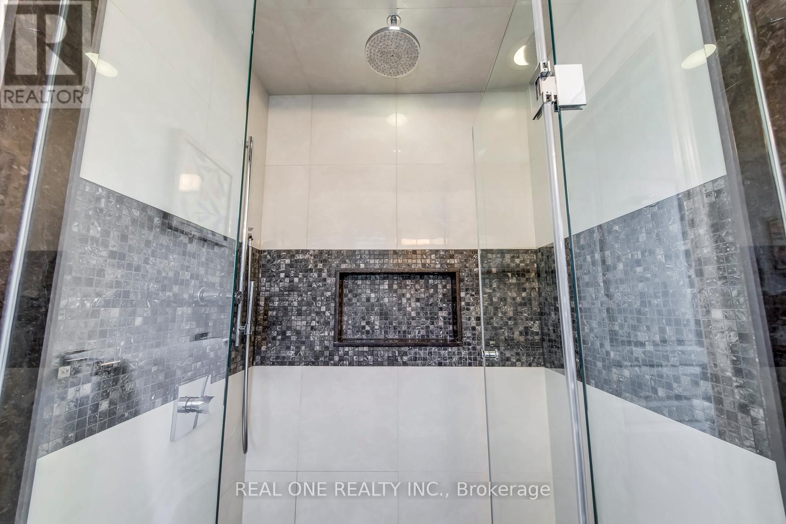 1384 Pinery Crescent, Oakville (Jc Joshua Creek), Ontario  L6H 7J7 - Photo 35 - W12821838