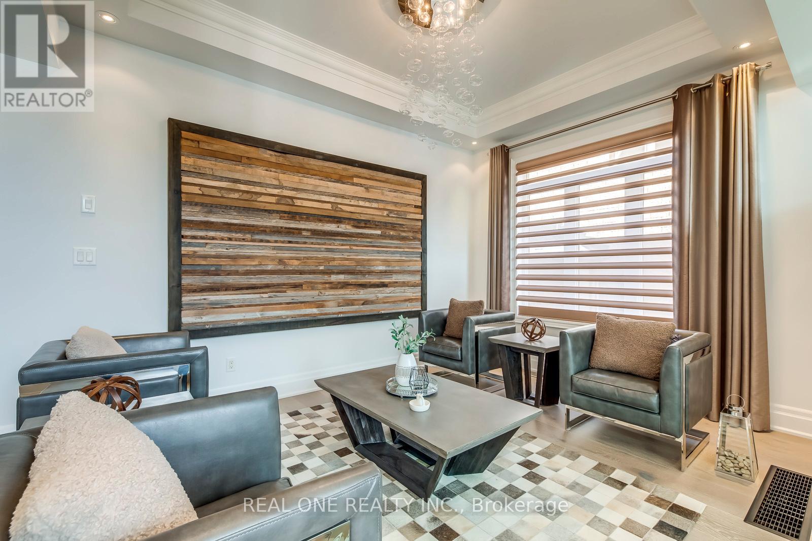 1384 Pinery Crescent, Oakville (Jc Joshua Creek), Ontario  L6H 7J7 - Photo 6 - W12821838