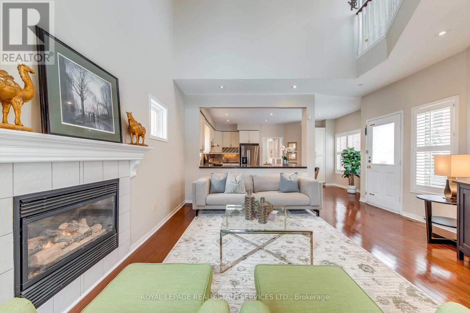 223 Lexington Road, Oakville, Ontario  L6H 6L5 - Photo 13 - W12821846