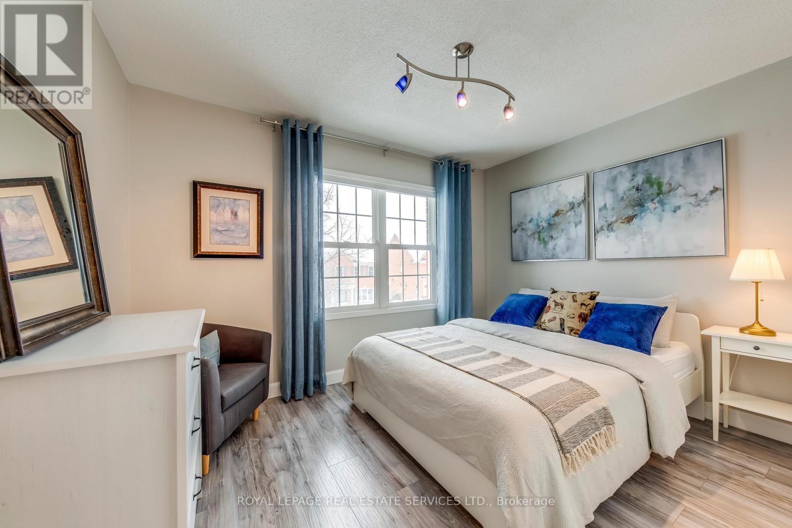 223 Lexington Road, Oakville, Ontario  L6H 6L5 - Photo 24 - W12821846