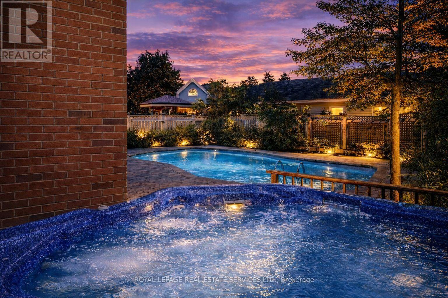 223 Lexington Road, Oakville, Ontario  L6H 6L5 - Photo 41 - W12821846