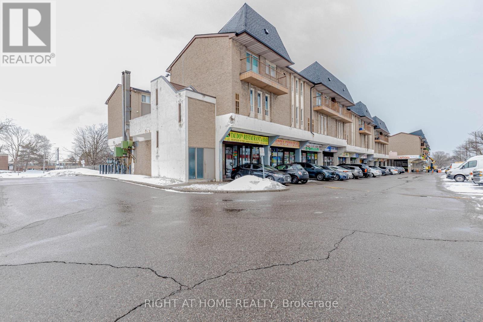 3 - 40 REXDALE BOULEVARD, Toronto, Ontario