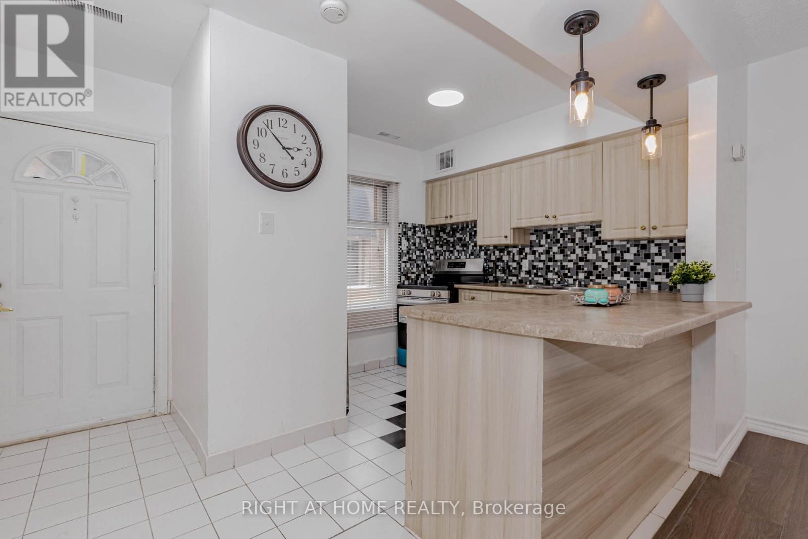 3 - 40 Rexdale Boulevard, Toronto, Ontario  M9W 5Z3 - Photo 14 - W12821860