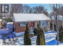 115 KINGS FOREST Drive, Hamilton, Ontario