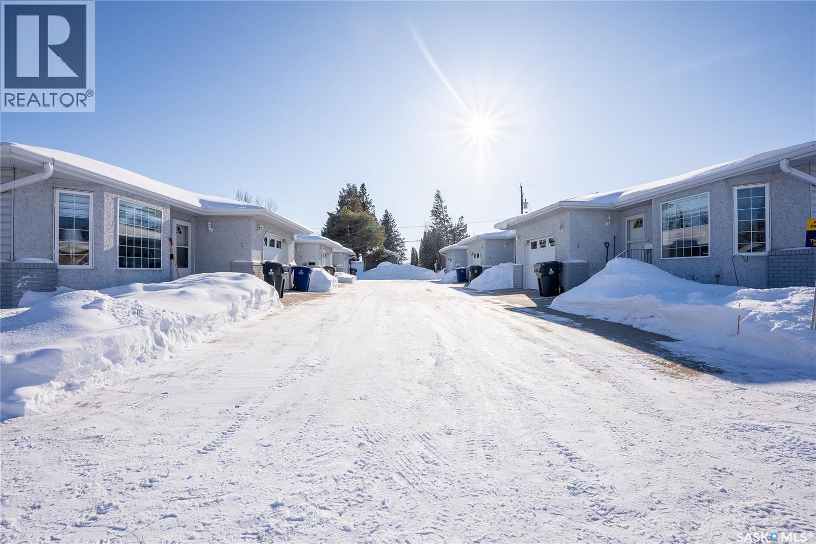 5 210 4th Street, Hague, Saskatchewan  S0K 1X0 - Photo 3 - SK029188