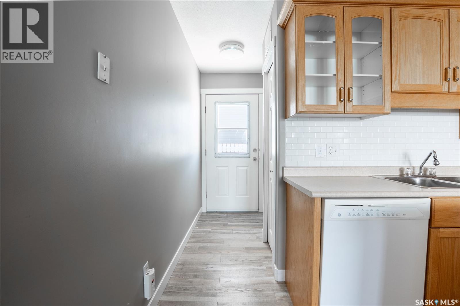 5 210 4th Street, Hague, Saskatchewan  S0K 1X0 - Photo 9 - SK029188