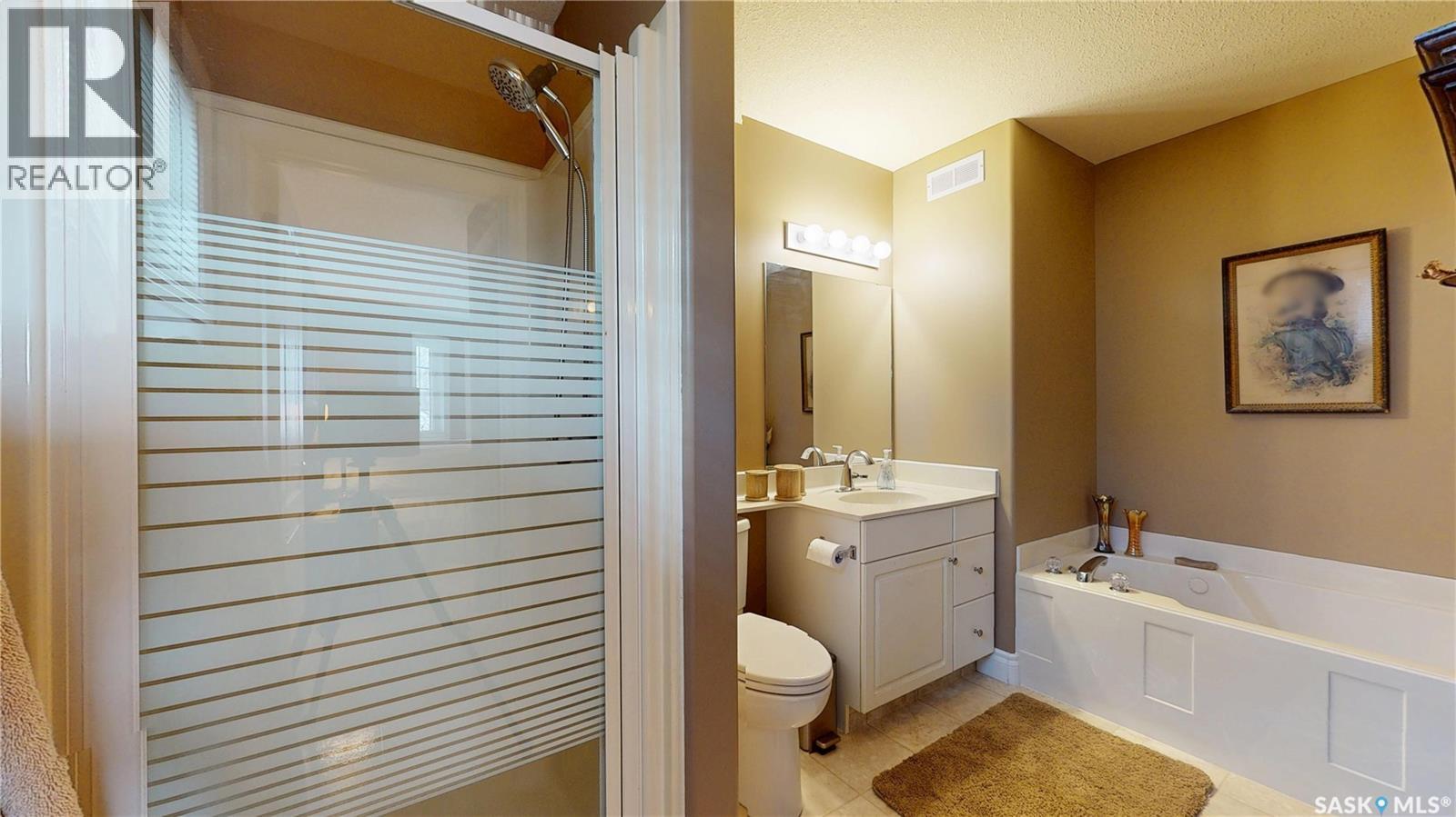 10562 Wascana Estates, Regina, Saskatchewan  S4V 2X1 - Photo 24 - SK029180