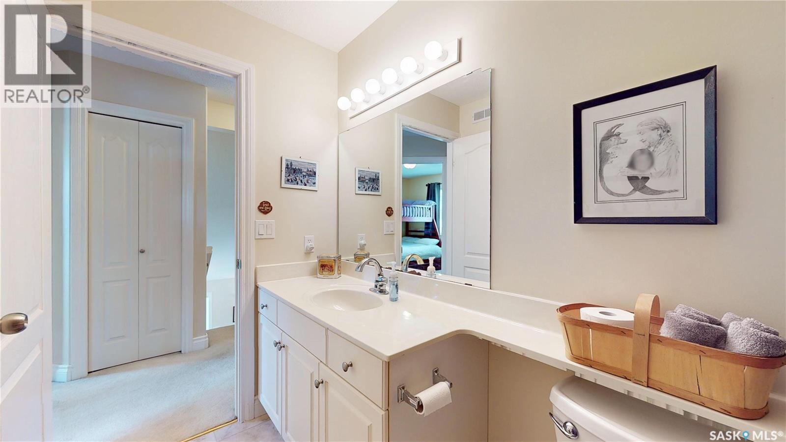 10562 Wascana Estates, Regina, Saskatchewan  S4V 2X1 - Photo 32 - SK029180