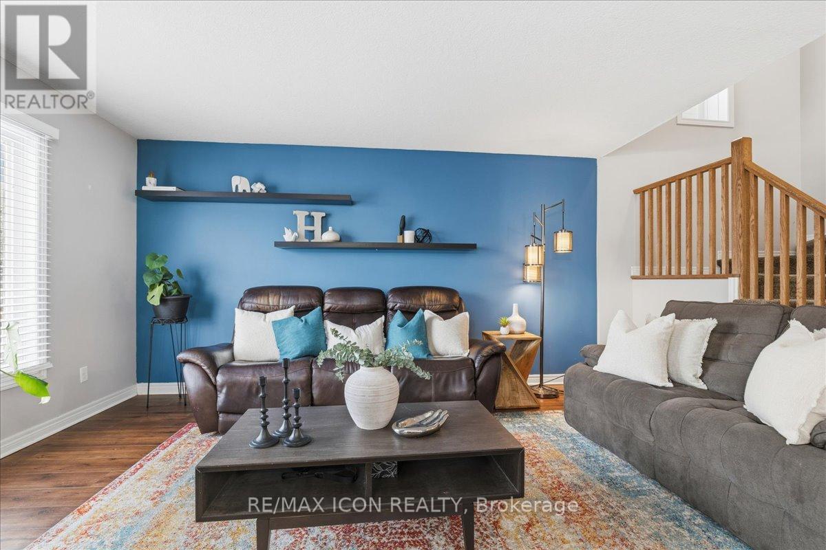 361 Sienna Crescent, Kitchener, Ontario  N2R 1T8 - Photo 9 - X12821874