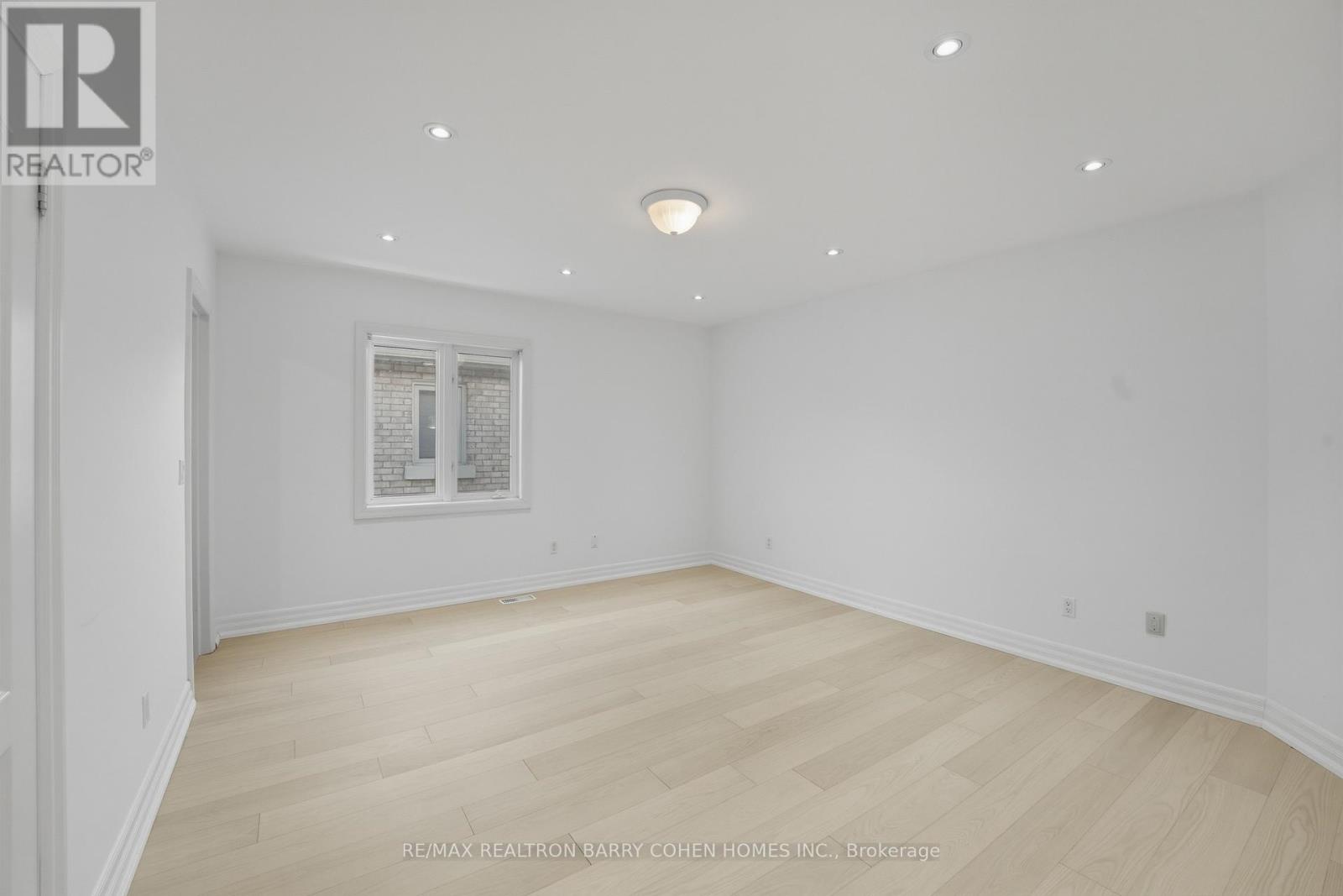 19 Risebrough Avenue, Toronto, Ontario  M2M 2E2 - Photo 27 - C12820426