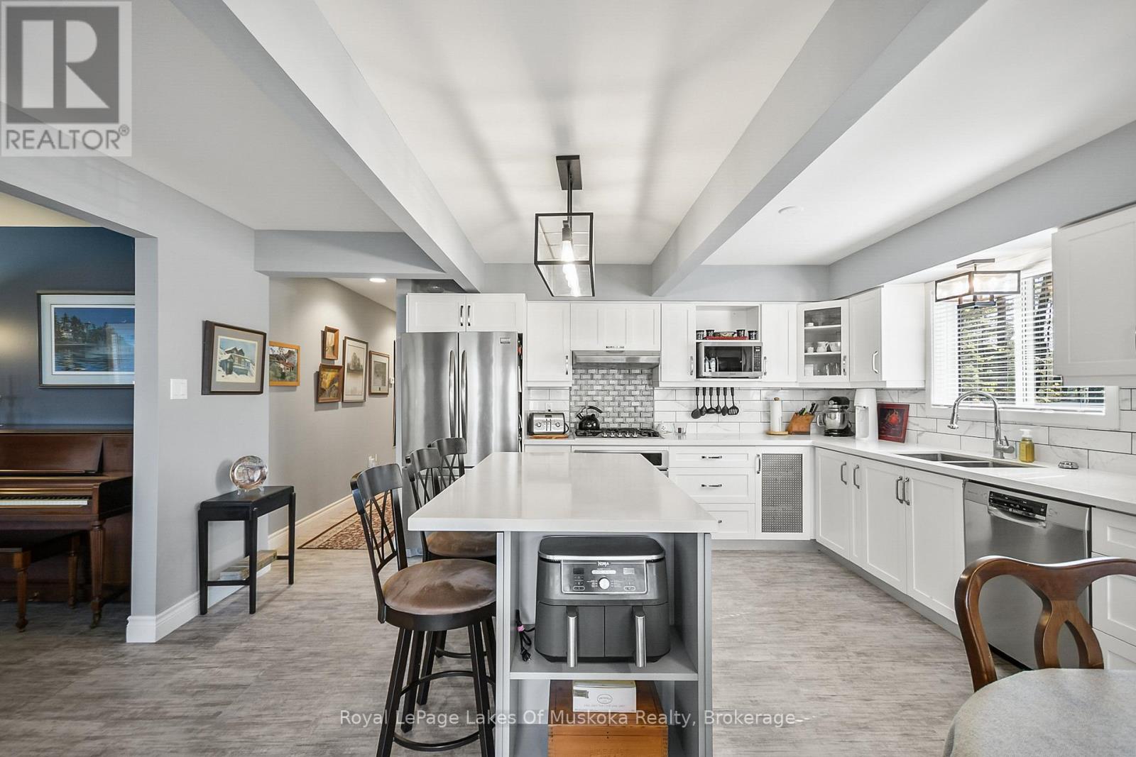 3445 Southwood Beach Boulevard, Ramara, Ontario  L0K 2B0 - Photo 14 - S12821952