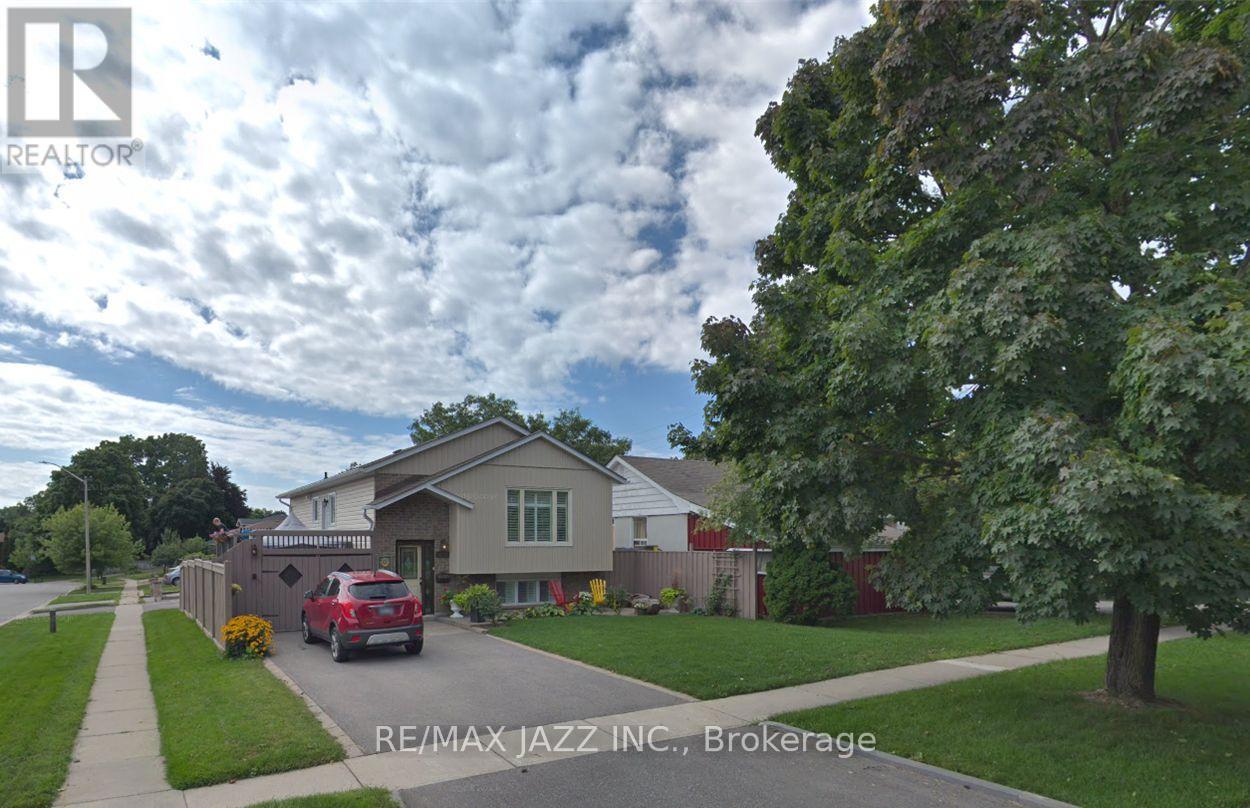 801 Tarn Court, Oshawa (Mclaughlin), Ontario  L1J 7C9 - Photo 13 - E12821970