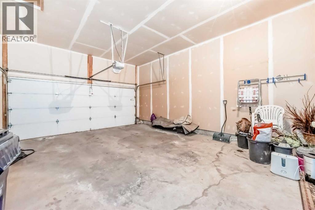 41 Bridle Estates Manor Sw, Calgary, Alberta  T2Y 5A7 - Photo 37 - A2286004