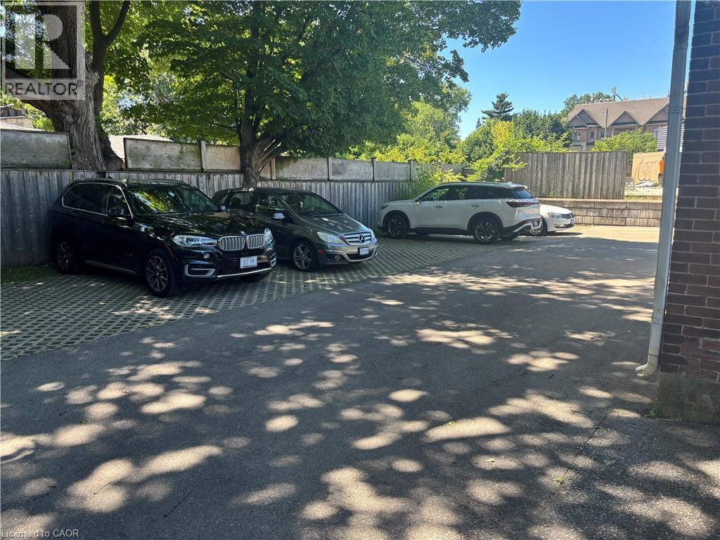 446 Plains Road E, Burlington, Ontario L7T 2E1 - Photo 17 - 40807537