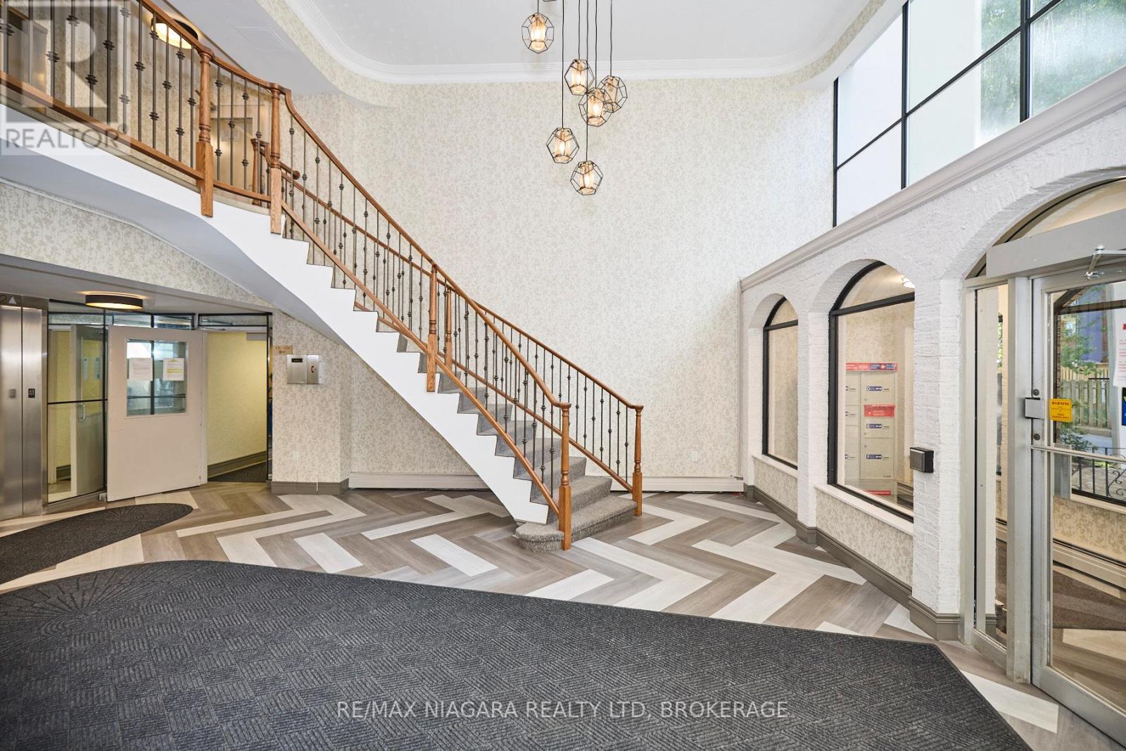 710 - 359 Geneva Street, St. Catharines, Ontario  L2N 2G5 - Photo 5 - X12822010