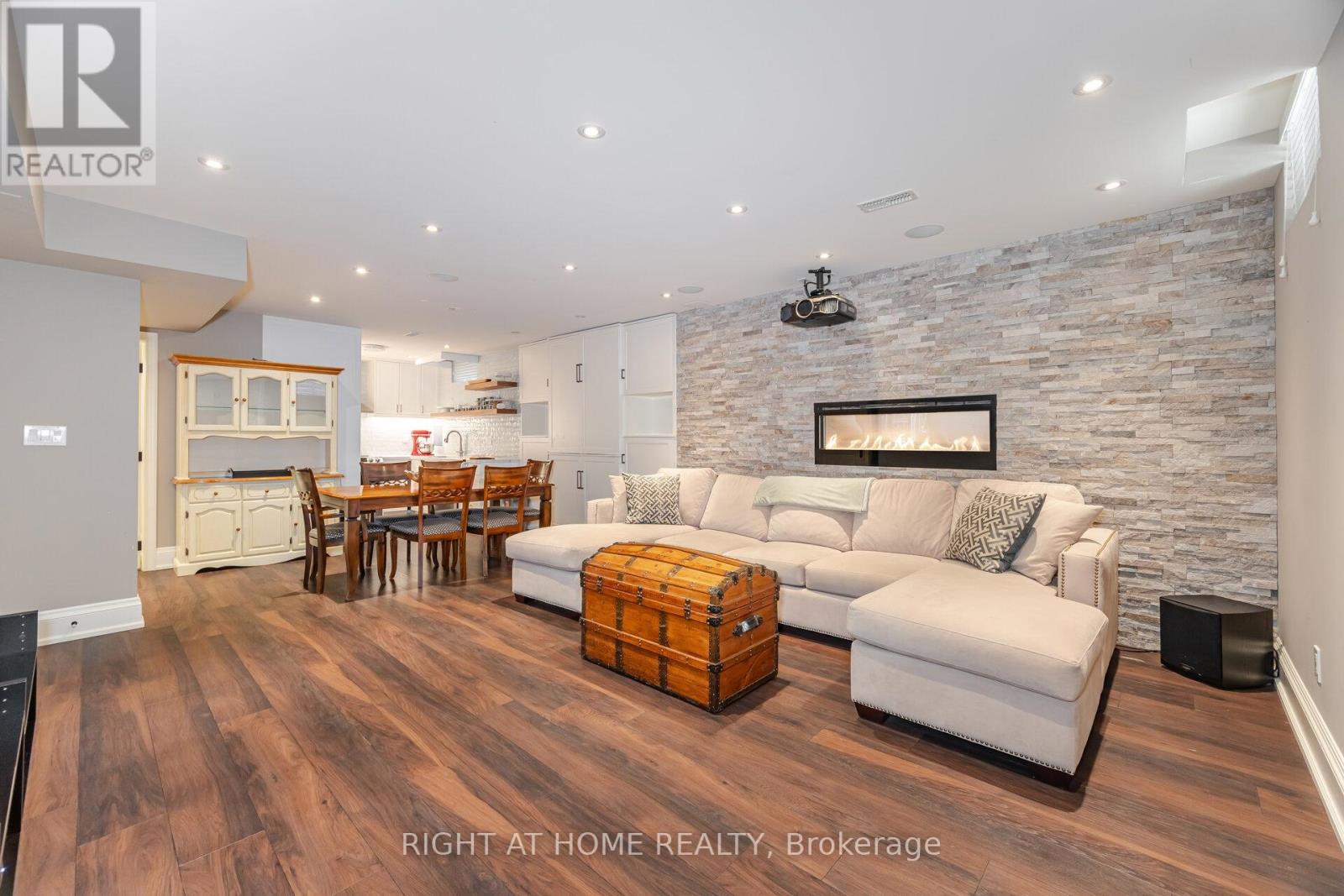 58 Johnston Avenue, Toronto, Ontario  M2N 1G8 - Photo 20 - C12821826