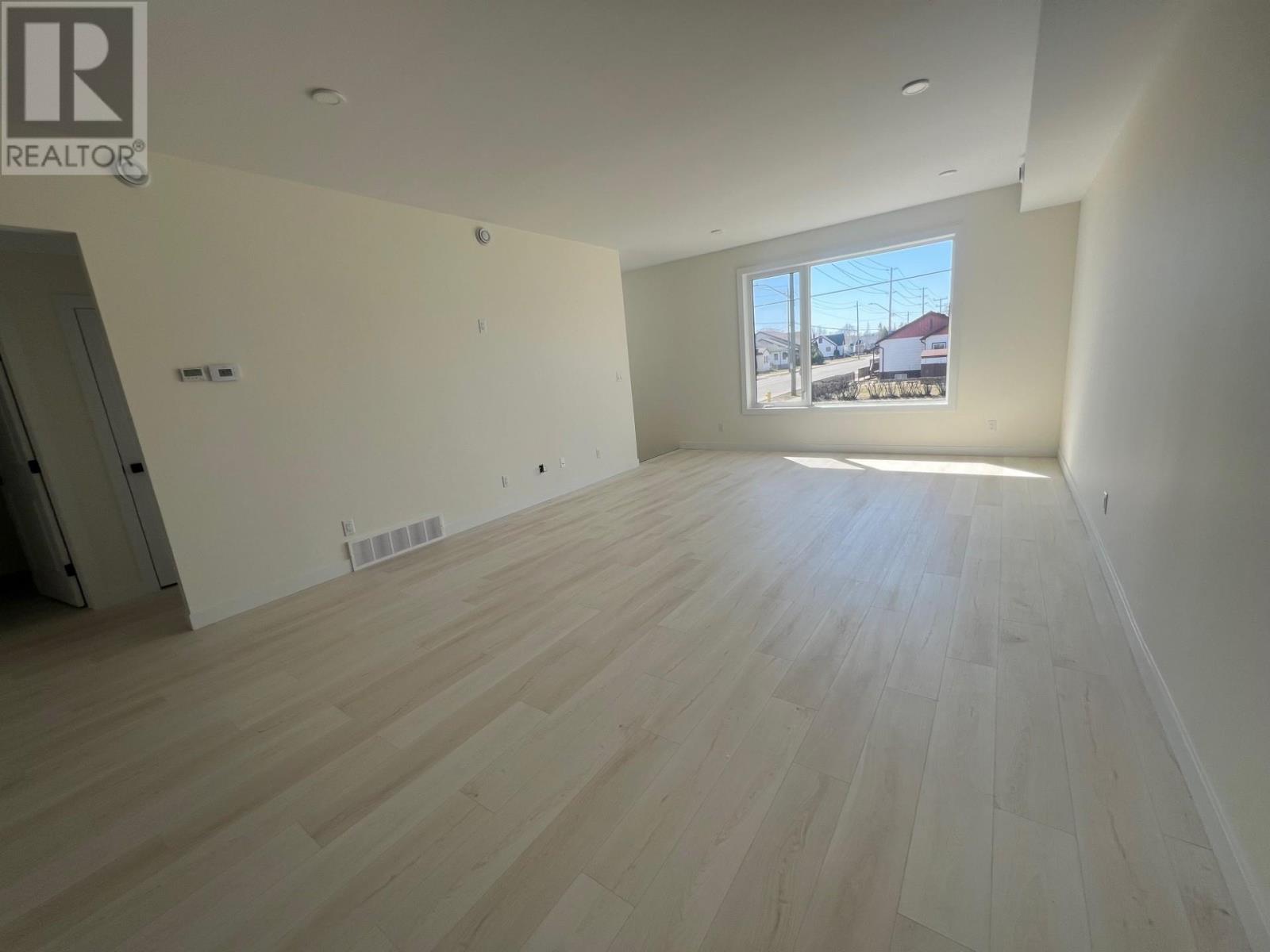 401 Empire Ave, Thunder Bay, Ontario  P7E 4S3 - Photo 9 - TB2600304