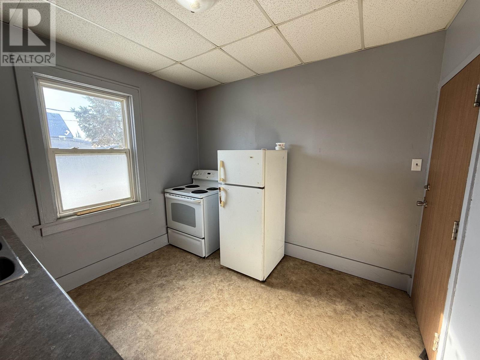 329 Grenville Ave, Thunder Bay, Ontario  P7A 2B3 - Photo 12 - TB2600305