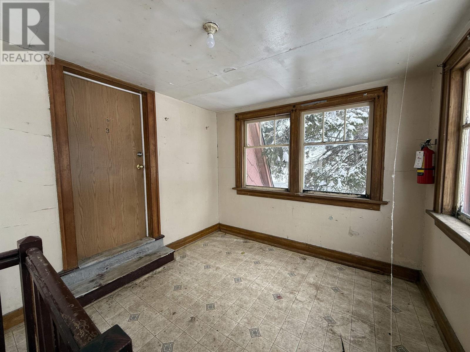 329 Grenville Ave, Thunder Bay, Ontario  P7A 2B3 - Photo 16 - TB2600305