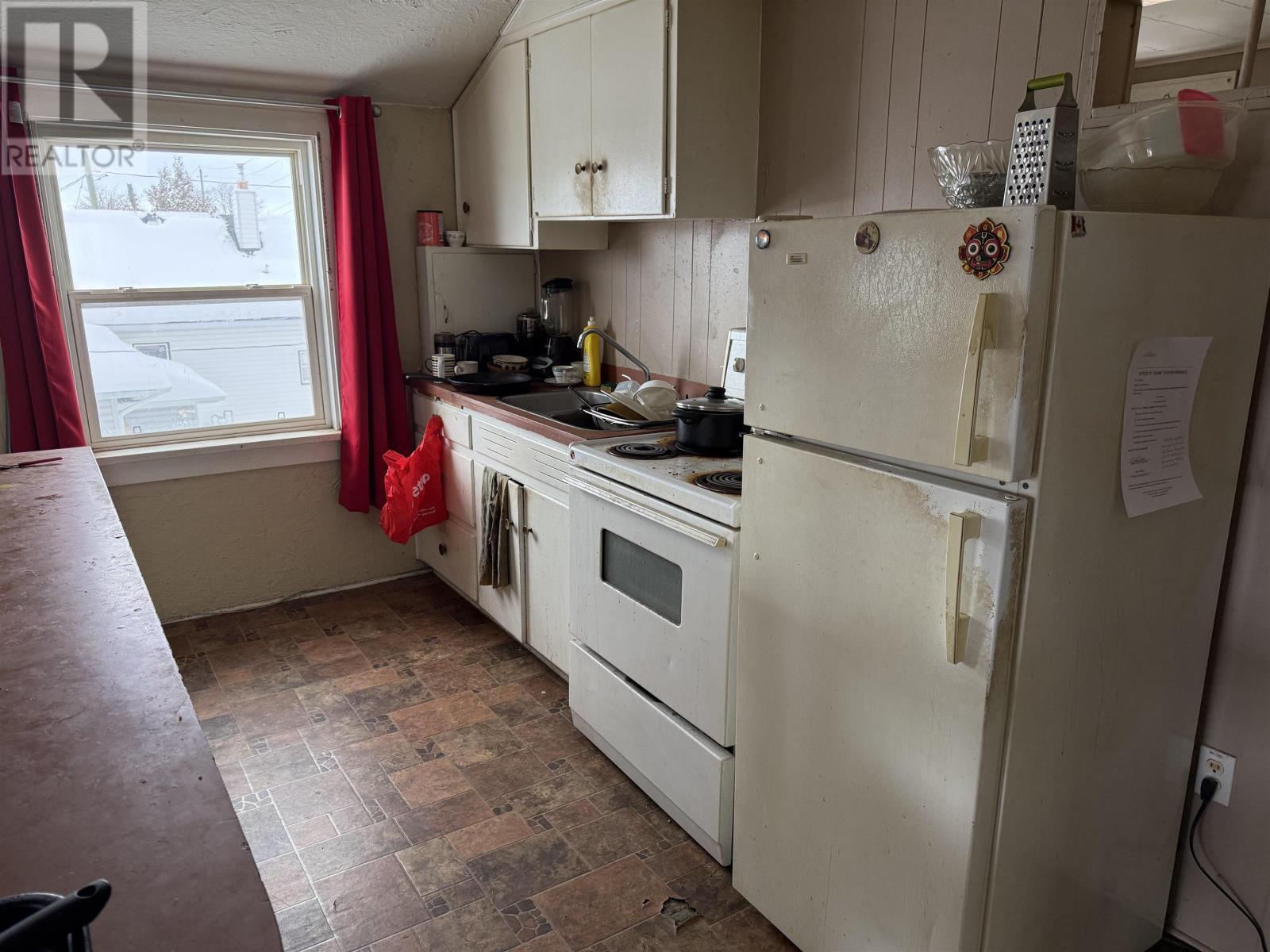 329 Grenville Ave, Thunder Bay, Ontario  P7A 2B3 - Photo 20 - TB2600305