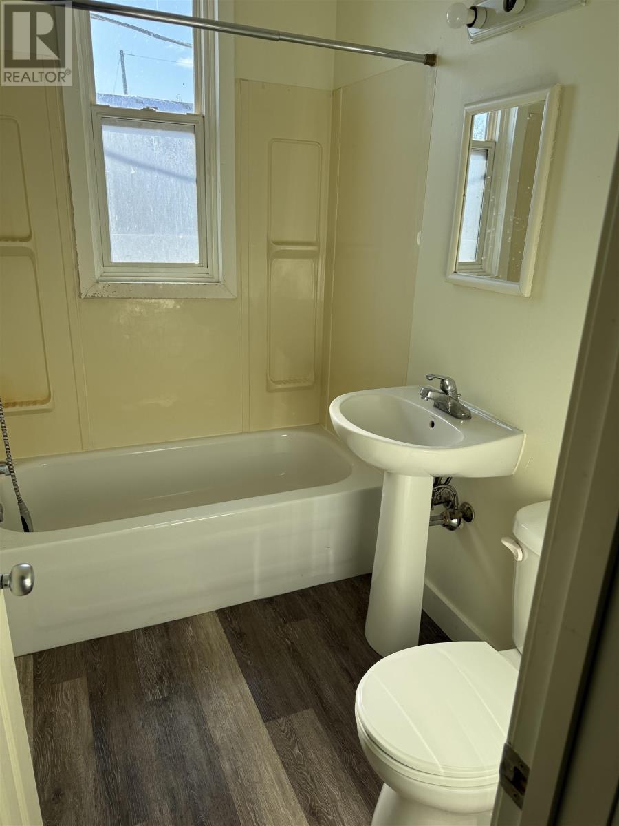 329 Grenville Ave, Thunder Bay, Ontario  P7A 2B3 - Photo 8 - TB2600305