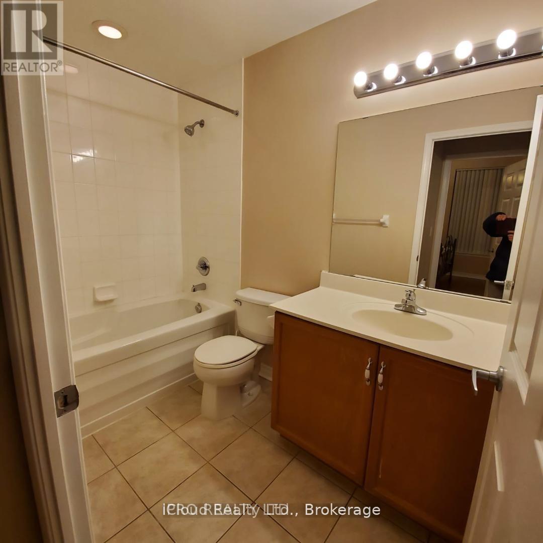 1107 - 388 Prince Of Wales Drive, Mississauga, Ontario  L5B 0A1 - Photo 10 - W12777828