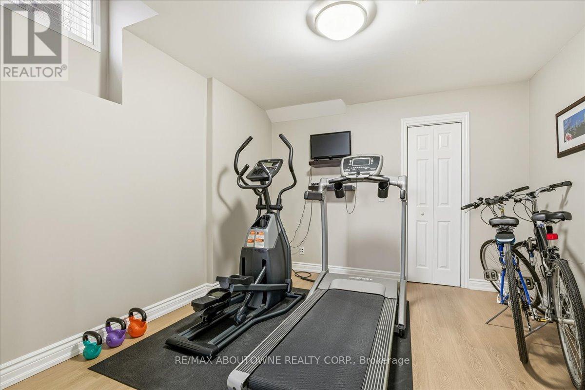 3260 Ribble Crescent, Oakville, Ontario  L6M 0B1 - Photo 38 - W12821658