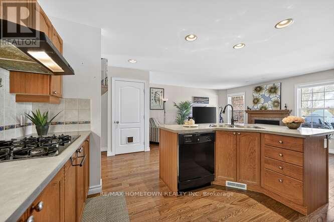 128 Butlers Crescent, Brockville, Ontario  K6V 7K9 - Photo 12 - X12821932