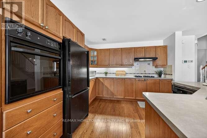 128 Butlers Crescent, Brockville, Ontario  K6V 7K9 - Photo 9 - X12821932