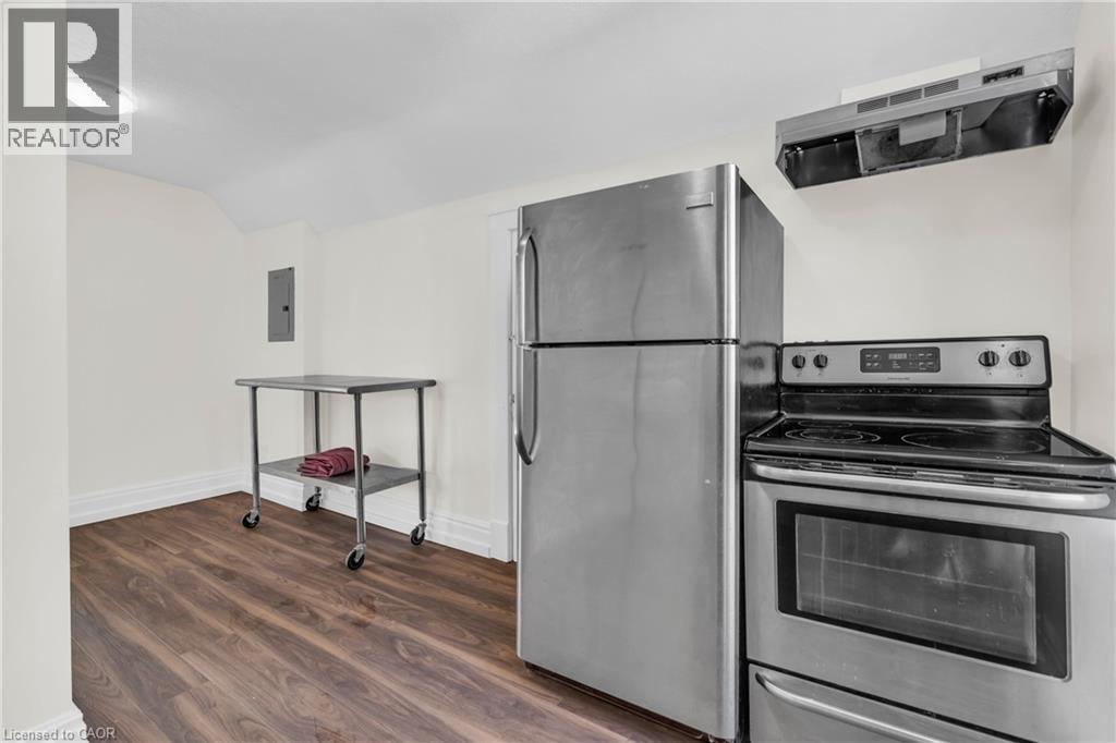 98 Church Street Unit# D (Upper), Kitchener, Ontario  N2G 2S2 - Photo 12 - 40807805