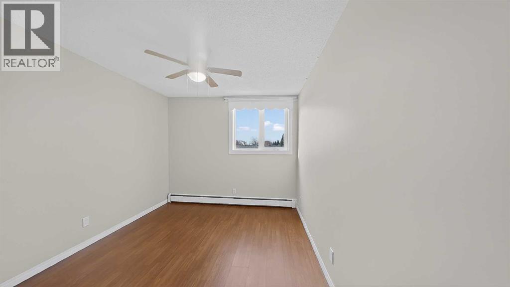 H202, 2004 13 Avenue N, Lethbridge, Alberta  T1H 5B1 - Photo 25 - A2288761