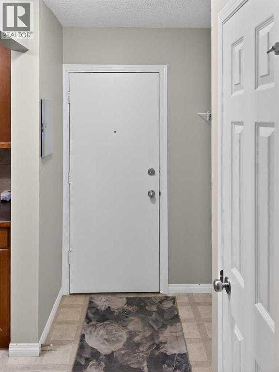 H202, 2004 13 Avenue N, Lethbridge, Alberta  T1H 5B1 - Photo 4 - A2288761